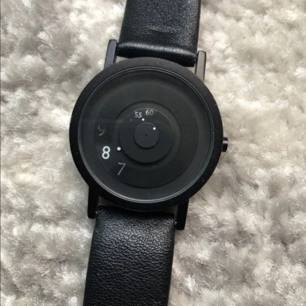 Reveal by Projects Classic Art Leather Watch
